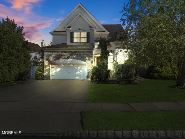 39 Arrowwood Court, Howell, NJ 07731