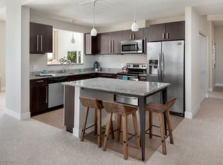 LightHorse 4041, Milwaukee, WI 53211