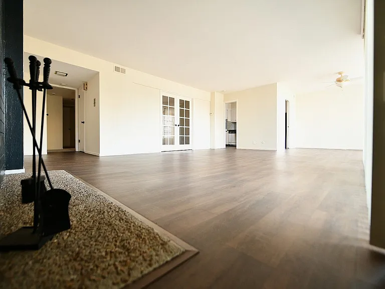 5401 Broadway Ter — Photo 7