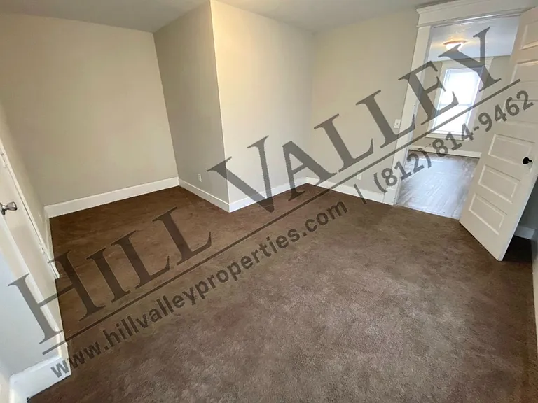 1462 S 7th St — Photo 6