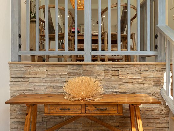 5th image of 420 Seaview Rd