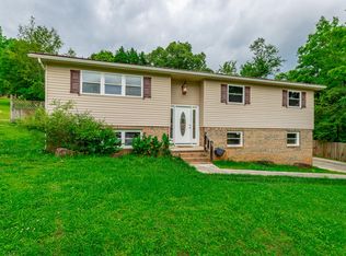 72 Gregory Ln, La Fayette, GA 30728