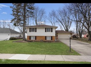 1505 Harvard Ln, Schaumburg, IL 60193