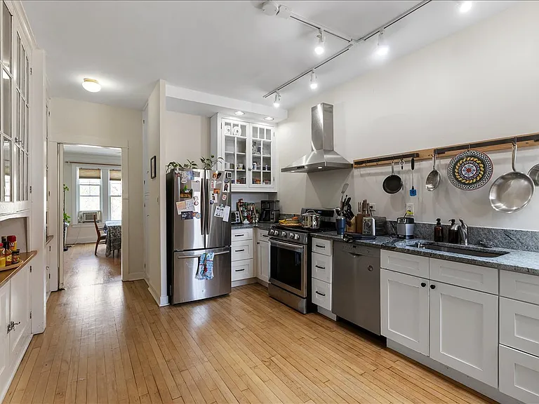 5331 S Cornell Ave #3 — Photo 8