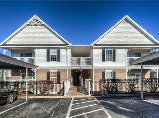 8201 Spring Creek Ln, O'Fallon, MO 63368