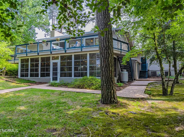 22 Sunset Drive, Whispering Pines, NC 28327