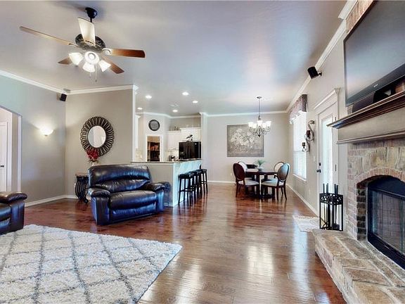 4th image of 12825 Willow Bay Dr