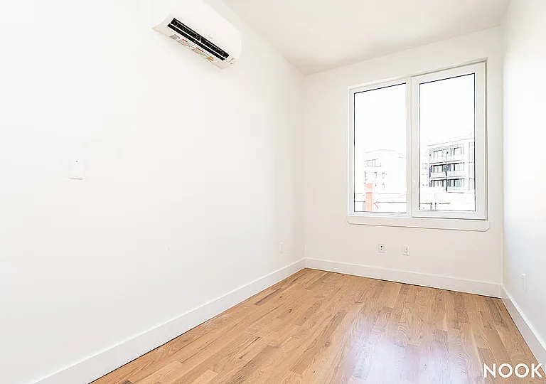489 Grand St #2C — Photo 10