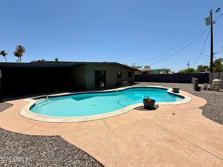 3702 E Paradise Dr — Photo 21