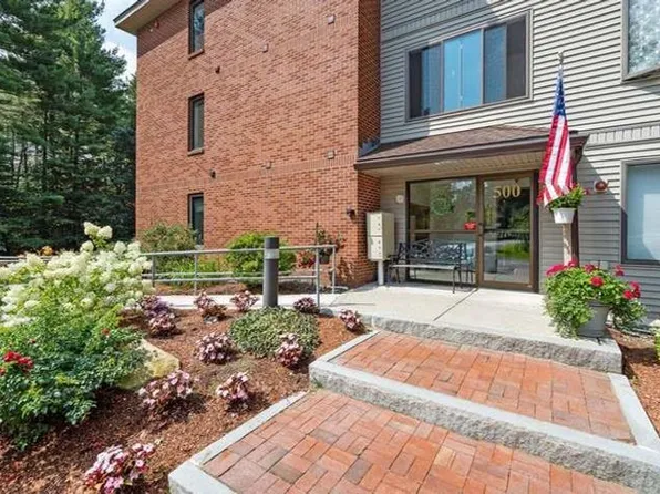 500 Candlewood Park #13, Nashua, NH 03063
