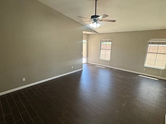 2nd image of 5022 E Holmes Ave