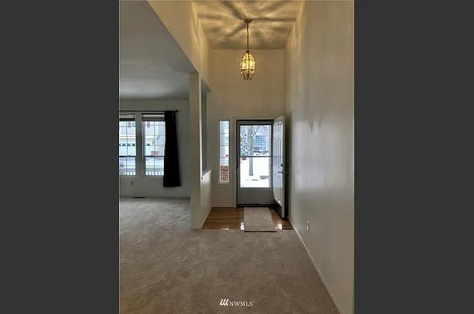 2 bed, 1520 sqft, $2,675 — Photo 2