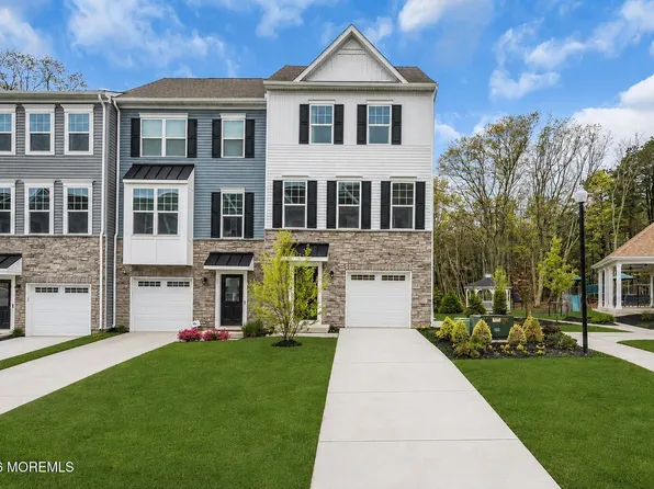 19 Halifax Road, Bayville, NJ 08721