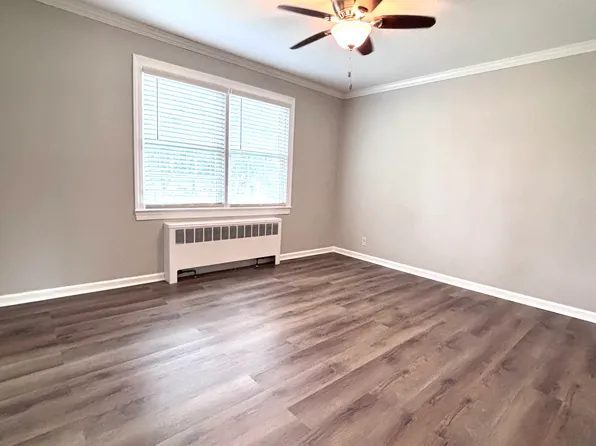 1700 Roslyn Dr Unit 21D, Burlington, NC 27215