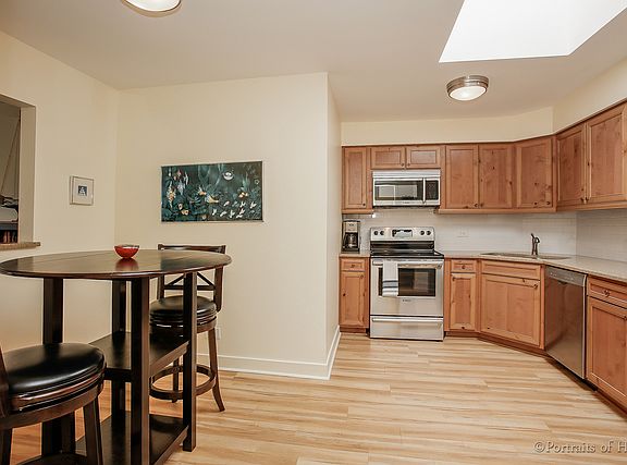 4th image of 441 N Park Blvd APT 2