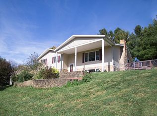 7395 Dog Hollow Rd NE, Saint Louisville, OH 43071