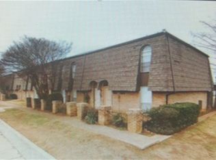 619 Fuller St, Arlington, TX 76011