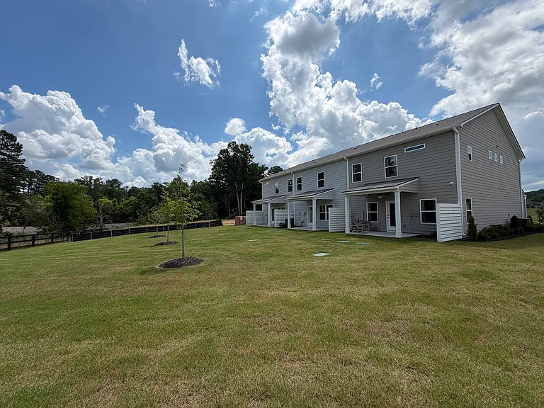 4917 Dresden Loop — Photo 42
