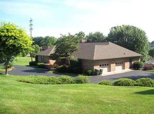 1301 Hodge Dr, Morristown, TN 37814