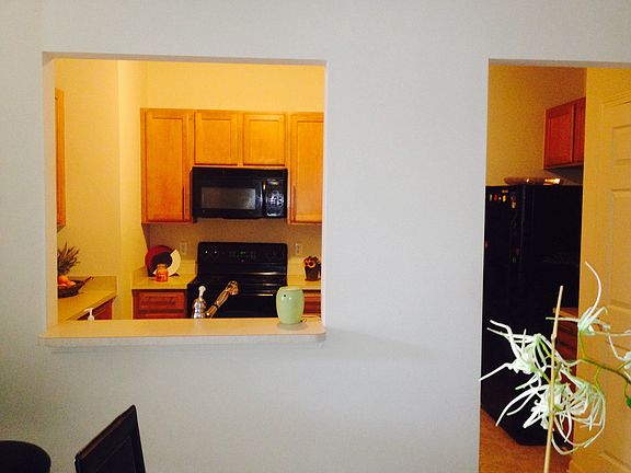 3rd image of 17104 Addington Dr