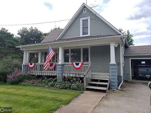 2nd image of 408 E Maple Ave