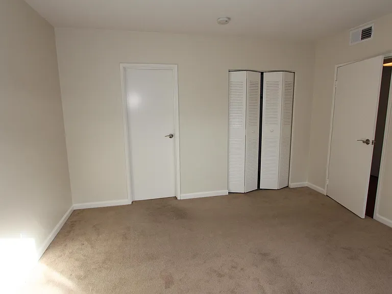1308 Palos Verdes Dr #1 — Photo 11