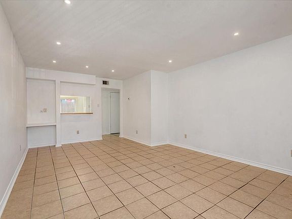 3rd image of 9616 Long Point Rd APT 63