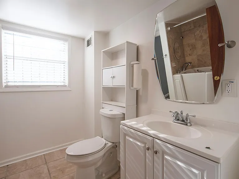 939 Kings Grant Dr NW — Photo 5