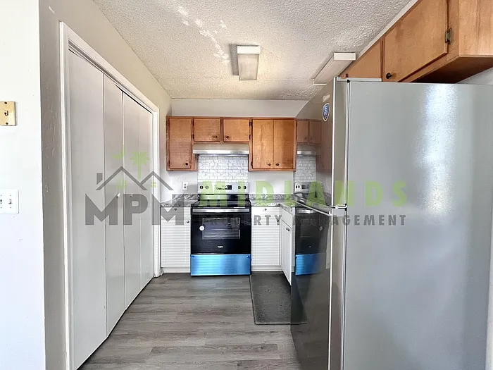728 Bitternut Dr — Photo 8