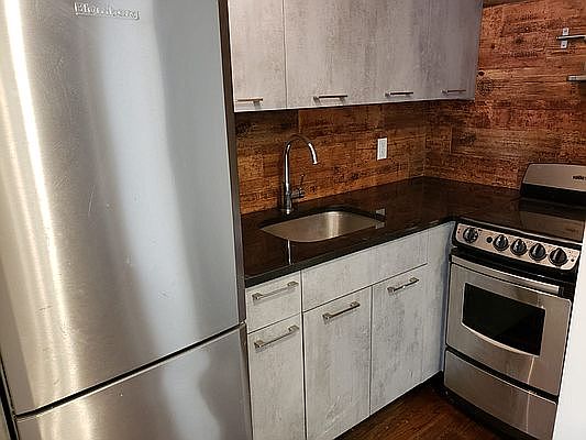 5th image of 68 Palmetto St #2B