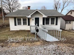 407 W Van Buren St, Belleville, IL