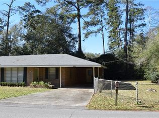 1721 S Jahncke Ave, Covington, LA 70433