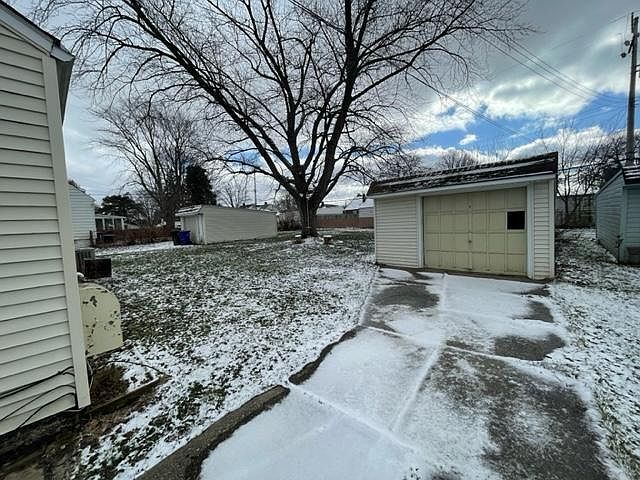 1st image of 18417 Puritas Ave