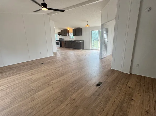 18111-18131 Cedar Rd, Carthage, MO 64836
