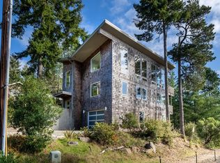 810 Nutmeg St, Manzanita, OR