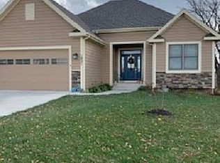 1821 Chadwick Cv, Louisburg, KS 66053