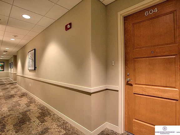 4th image of 555 Riverfront Plz APT 604