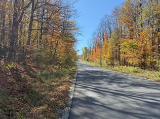 2 Main Tilda Hill Rd, North Adams, MA 01247