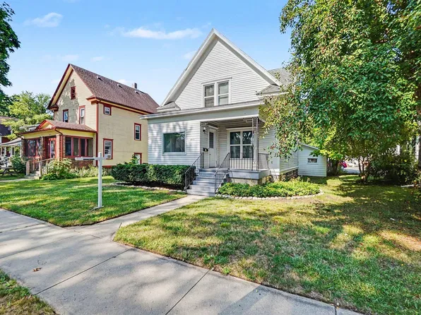 1014 S University St, Mount Pleasant, MI 48858
