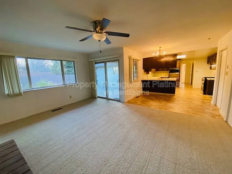 1055 W Fremont Ave — Photo 14