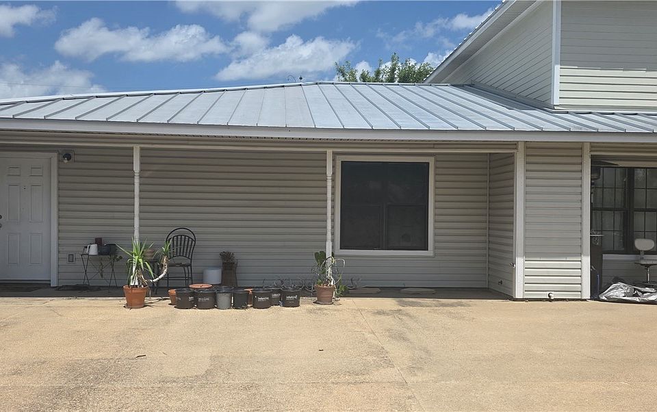 1st image of 405 Live Oak St #A