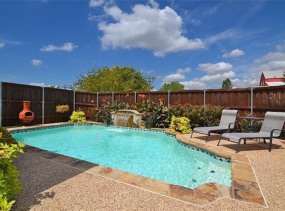 2nd image of 4608 Sarasota Dr