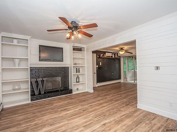 5th image of 28 Longview Dr