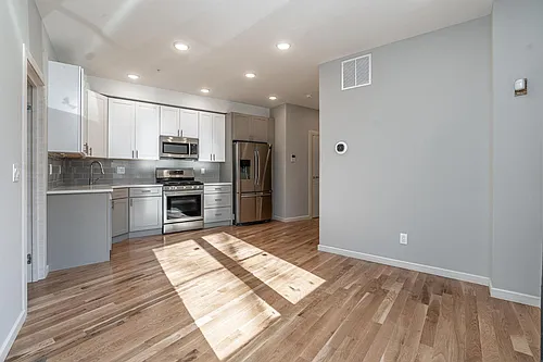 2045 N College Ave Photo 1
