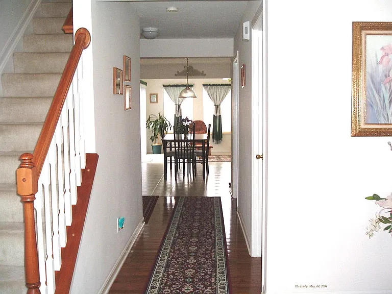 7999 Bradford Ct — Photo 4