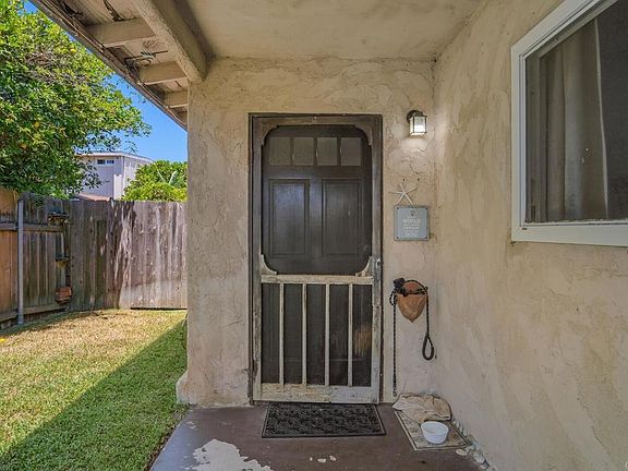 4th image of 240-242 25th St