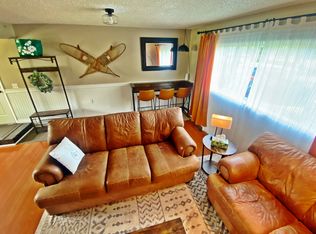 9001 Shaun Landing Cir UNIT B, Anchorage, AK 99502