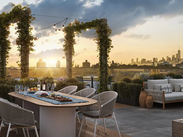 54 Crown Street image 24 of 27