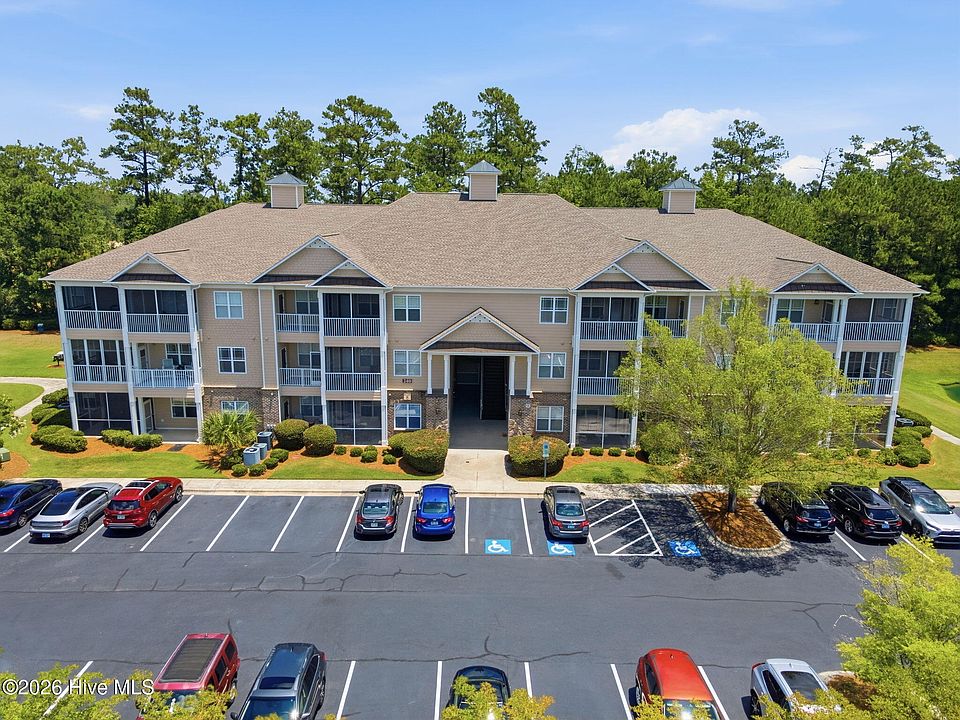 1st image of 240 Woodlands Way Unit 17