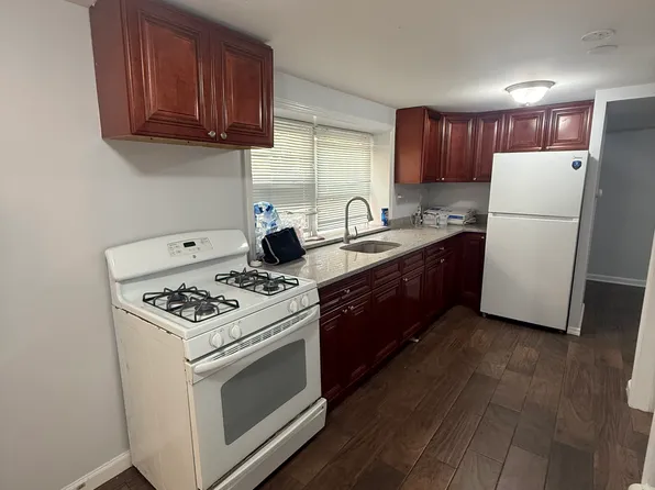 11 Parsons St Floor 1, Yonkers, NY 10701